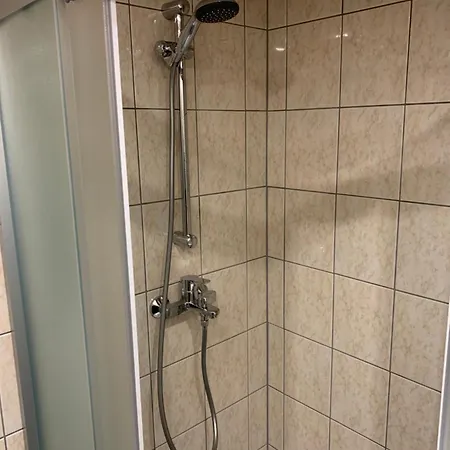 Dikol Two-Room Apartment-Self Check-In & Free Parking Near City Center Reval Esterno foto