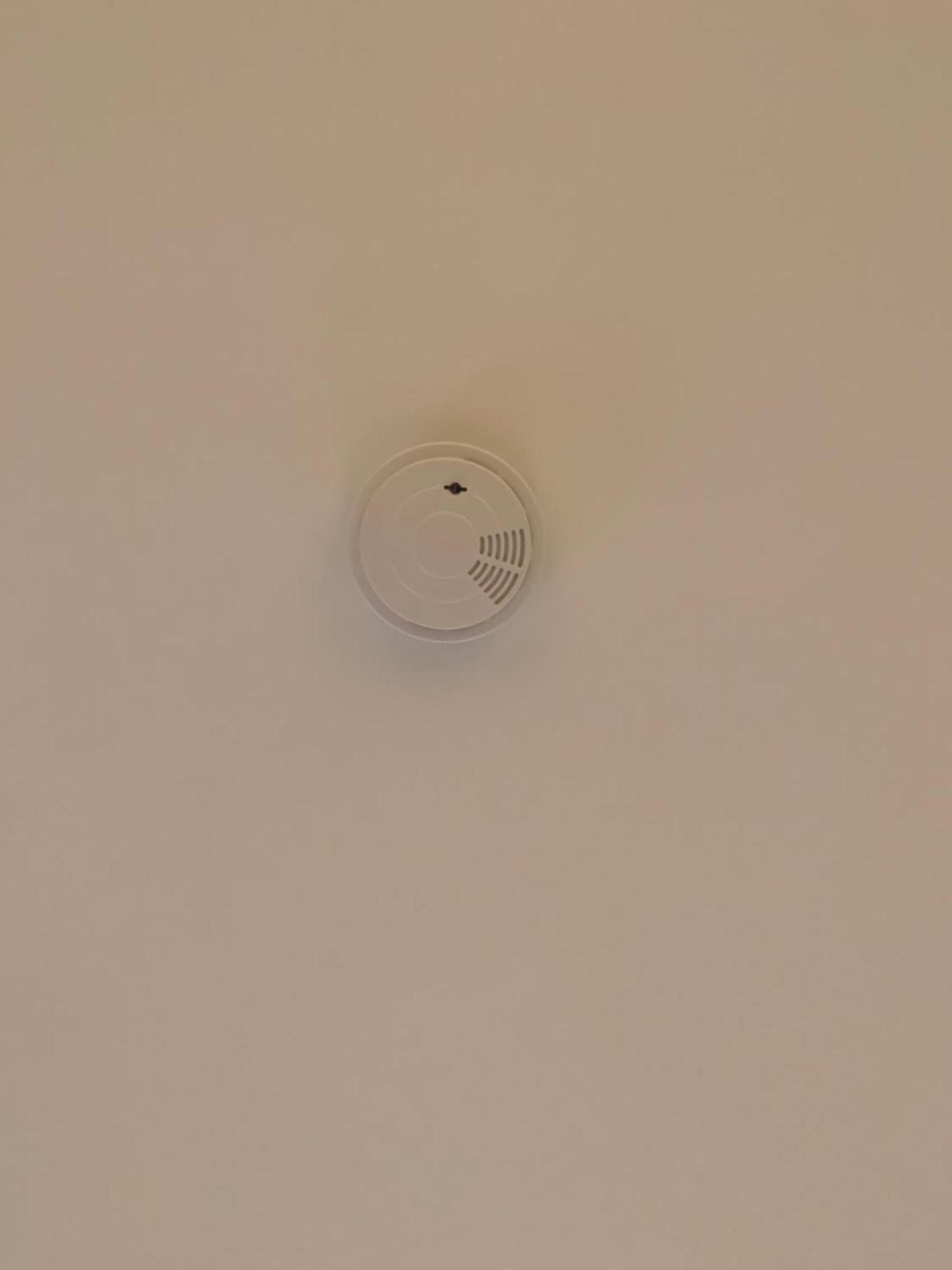 Dikol Two-room Apartment-self Check-in & Free Parking Near Center
