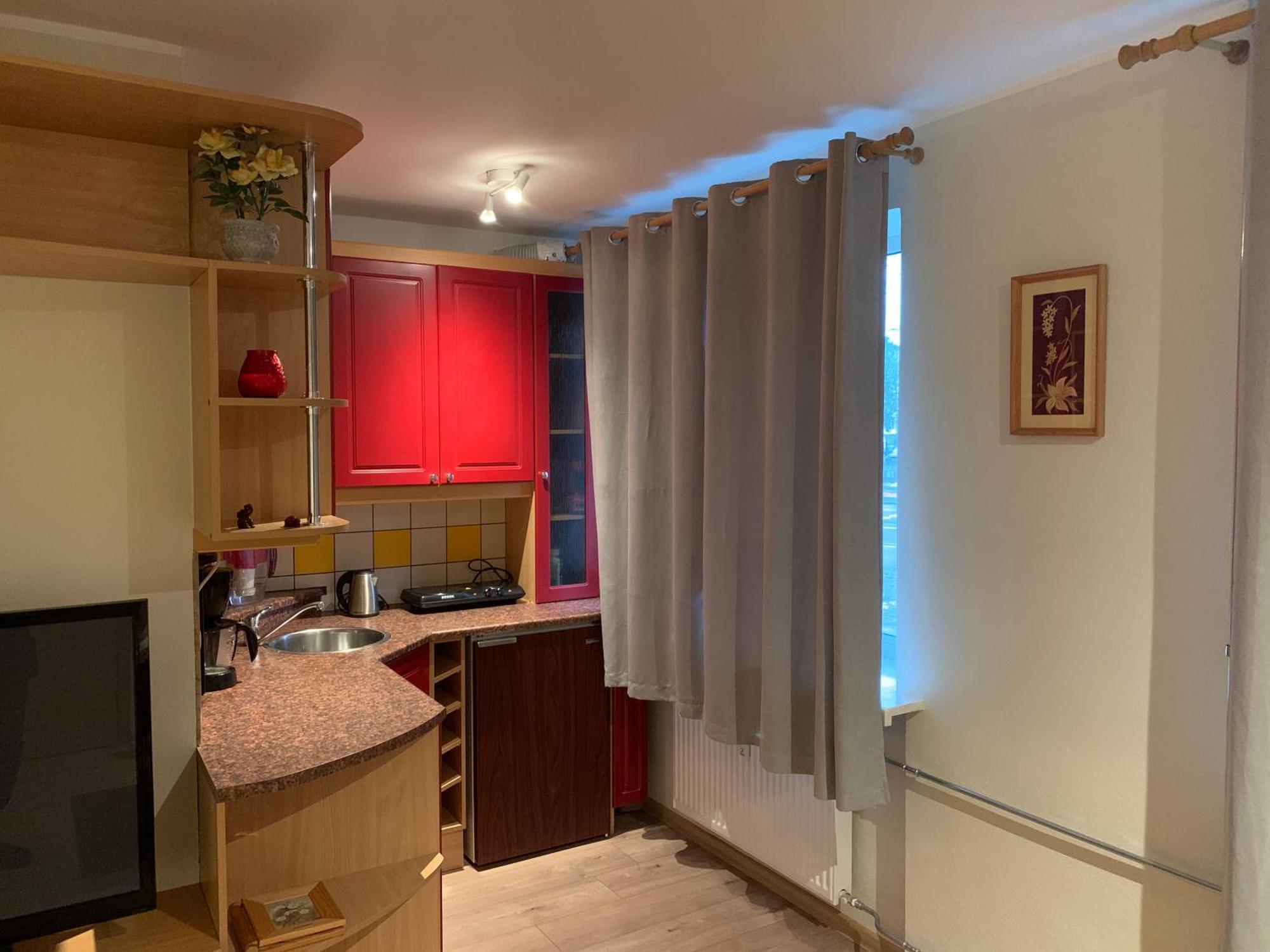 Dikol Two-room Apartment-self Check-in & Free Parking Near Center *